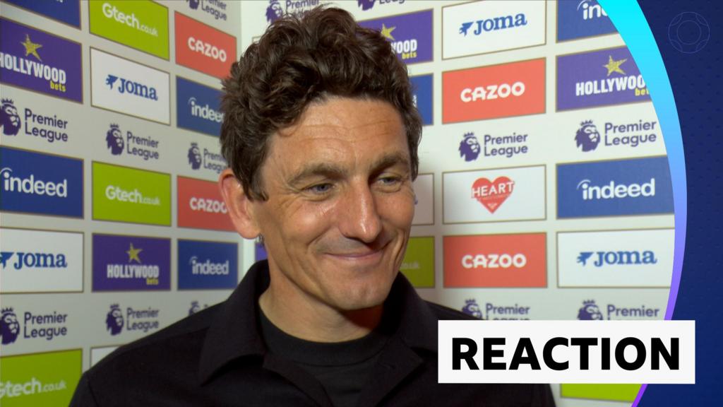 Brentford đè bẹp Chelsea 3-0: Keith Andrews ngợi khen màn trình diễn đỉnh cao 2 Keith Andrews ăn mừng chiến thắng lịch sử của Brentford trước Chelsea tại Ngoại Hạng Anh (Hình ảnh trận đấu 2)