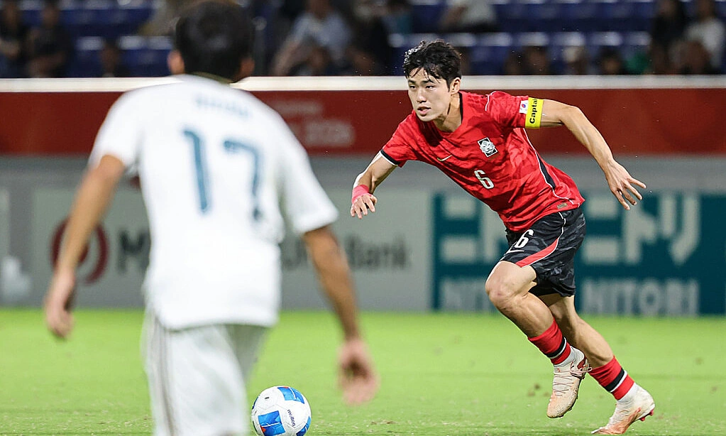Đội trưởng Lee Gi-hyuk trả lời phỏng vấn trước trận tứ kết ASIAD 2026 giữa U23 Hàn Quốc và ĐT Việt Nam