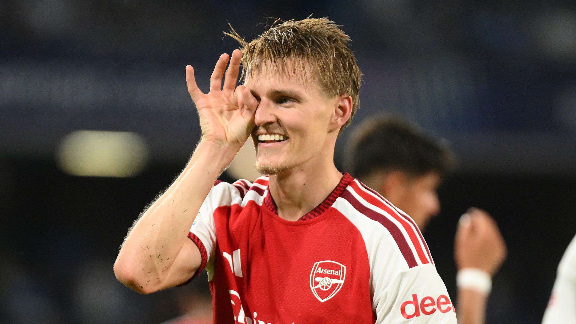 Martin Odegaard ăn mừng bàn thắng quyết định giúp Arsenal đánh bại Napoli tại Cúp C1
