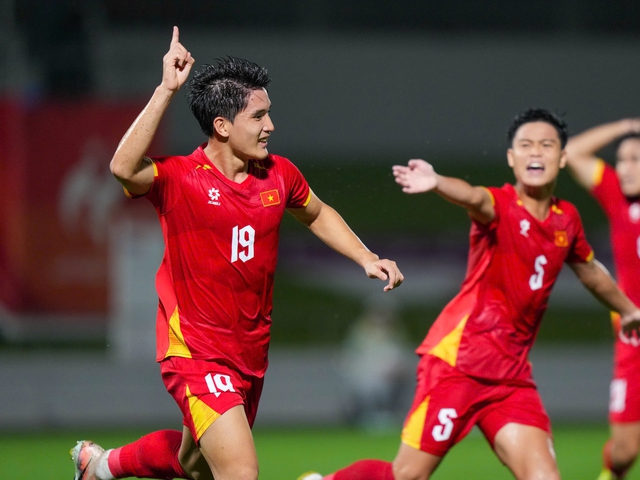 U23 Viet Nam an mung ban thang trong tran dau tai ASIAD (Hình ảnh trận đấu 3)